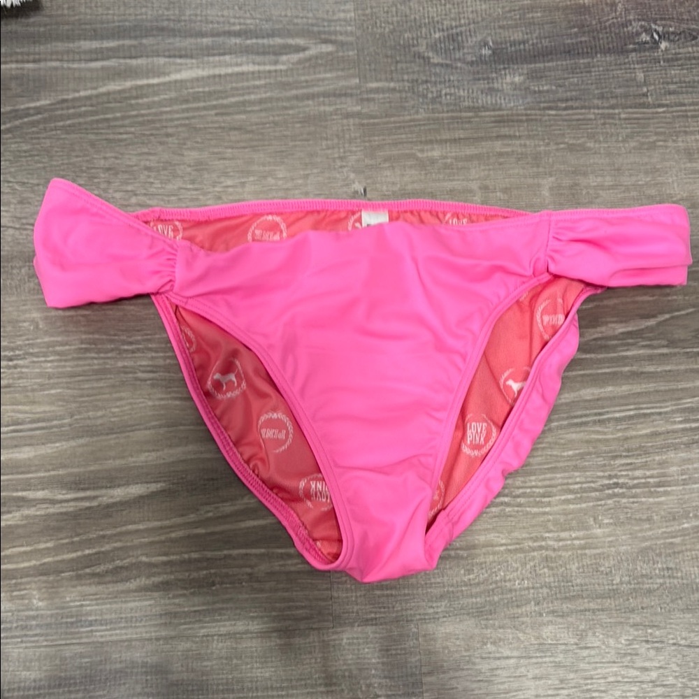 * NWOT Victoria Secret PINK Bikini Bottoms - Medium